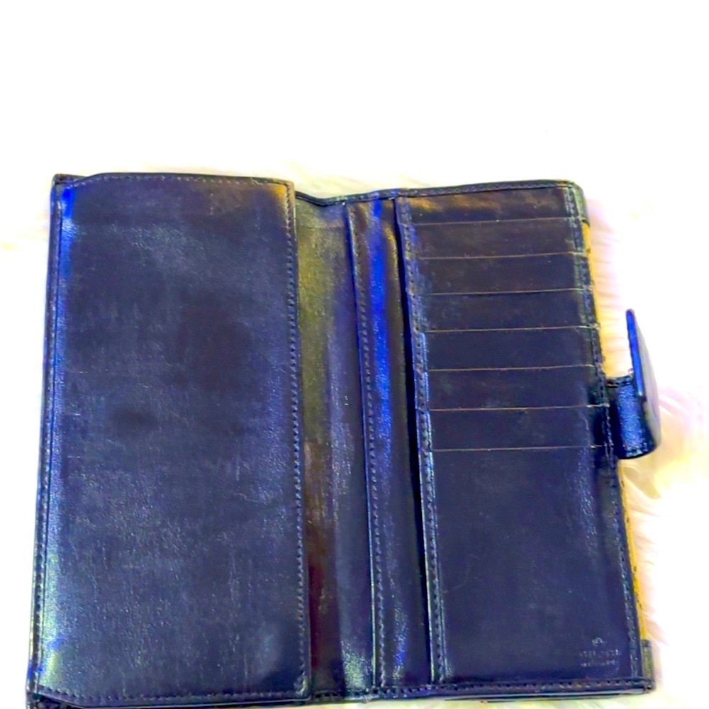 Authentic Gucci Monogram Wallet with a dust bag. - Picture 8 of 9